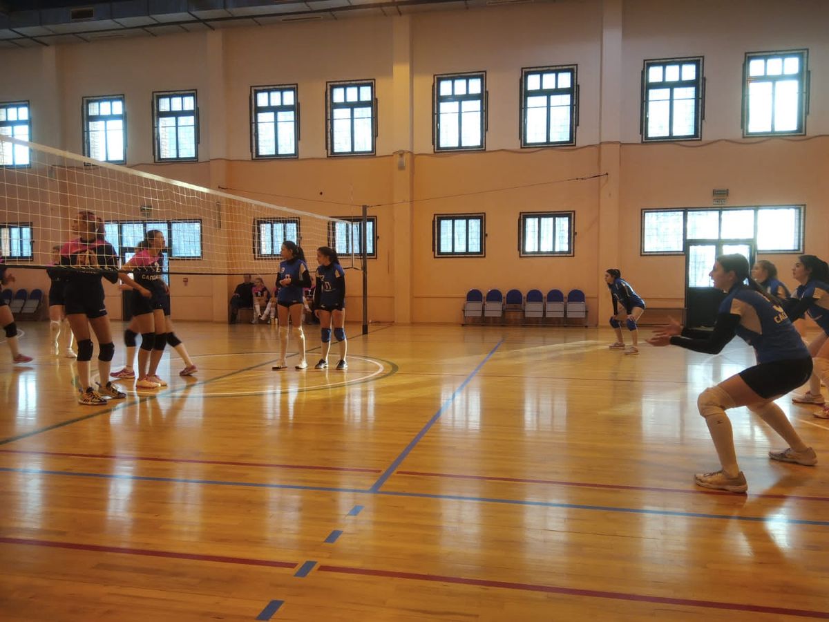 Первенство по волейболу СШОР «Лидер» среди команд девушек