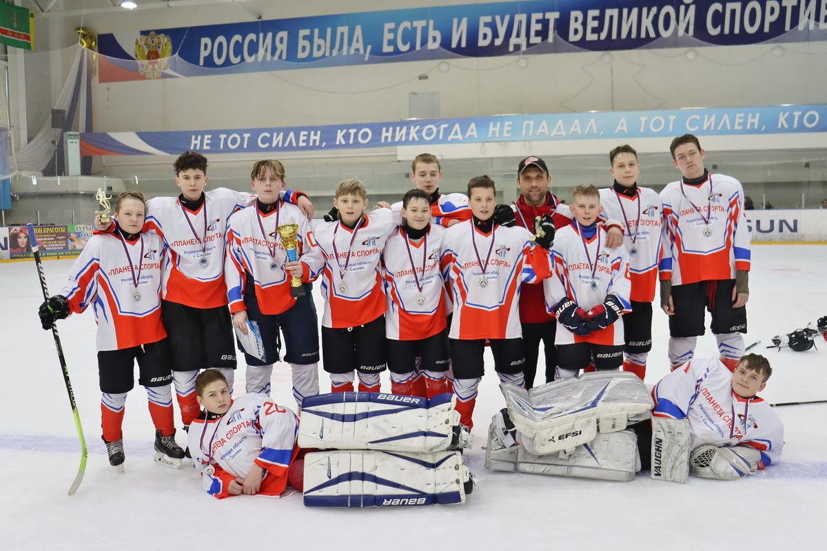 Турнир по хоккею, посвященный Дню космонавтики